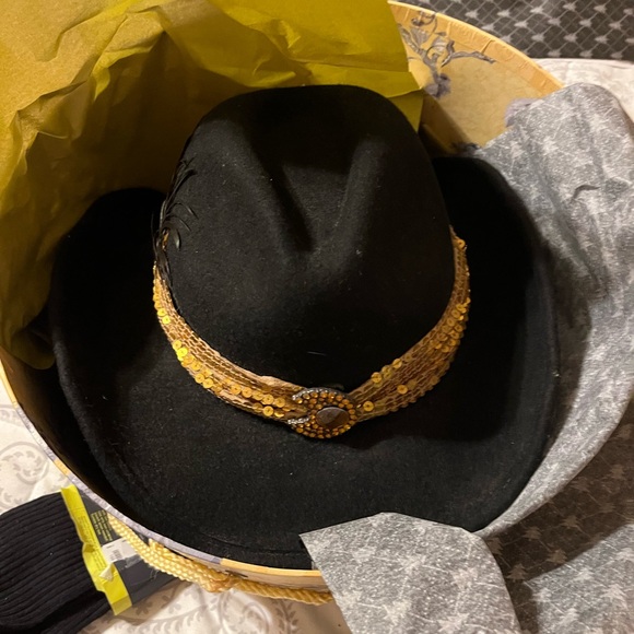 Custom Western hat - Picture 3 of 3